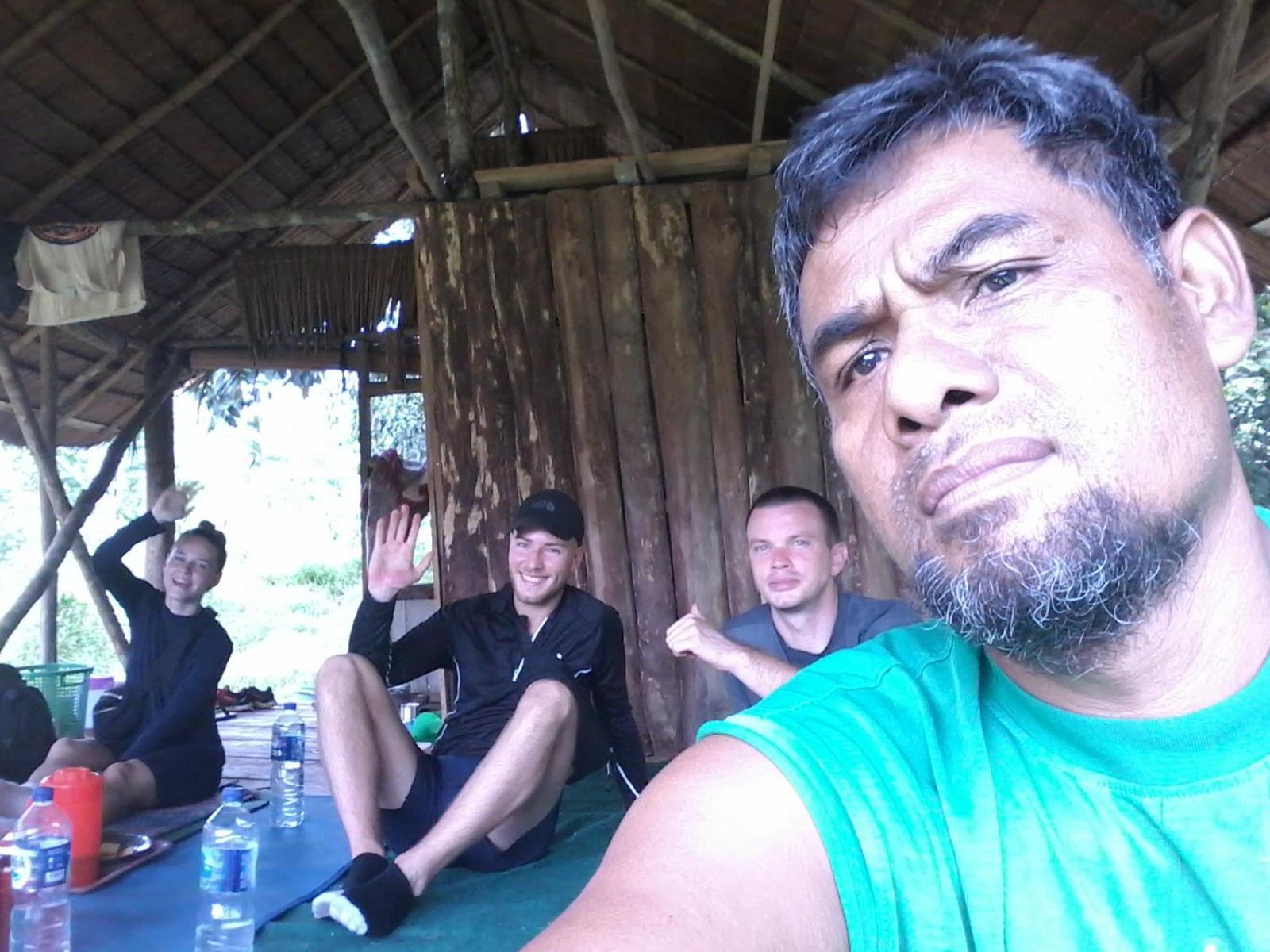Orangutantreksumatra & Lovely Jungle Lodge Only Book If You Are Treking With Us 부킷 라왕 객실 사진