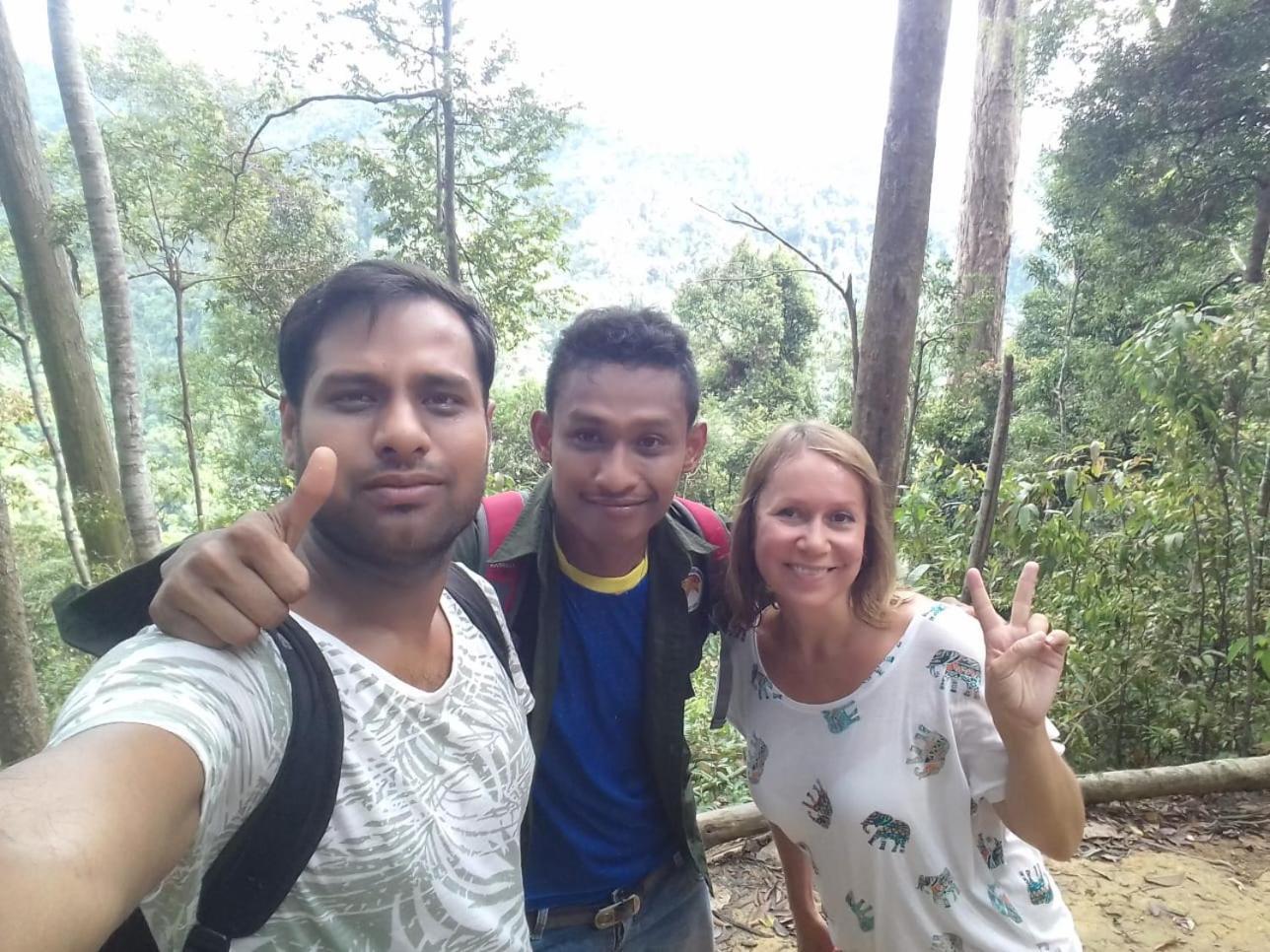 Orangutantreksumatra & Lovely Jungle Lodge Only Book If You Are Treking With Us 부킷 라왕 객실 사진